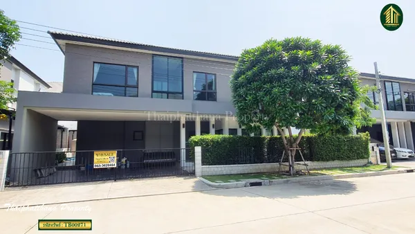 เซนโทร บางนา กม.7 ( Centro Bangna Km.7 ) บ้านเดี่ยวหลังใหญ่ ตกแต่งสวย Luxury พร้อมอยู่